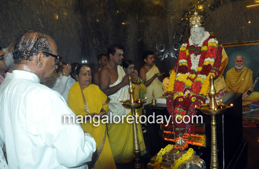 Poojary urulu seva for cauvery